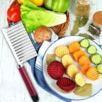 Stainless Steel Crinkle-Cut Knife: Perfect for Decorative and Precision Cutting