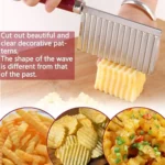 Stainless Steel Crinkle-Cut Knife: Perfect for Decorative and Precision Cutting